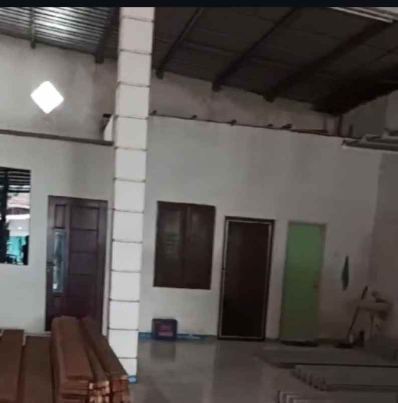 dijual disewakan gudang sepat lidah kulon