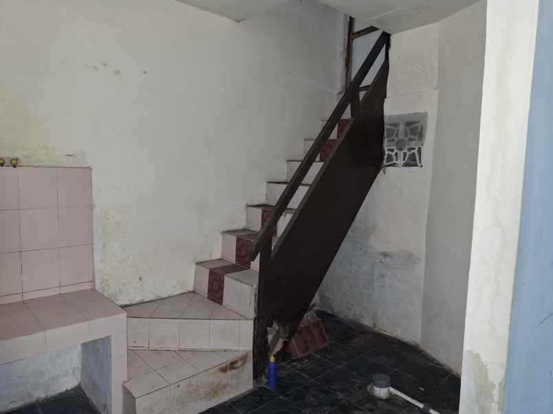 dijual disewakan rumah di bukit permai jember