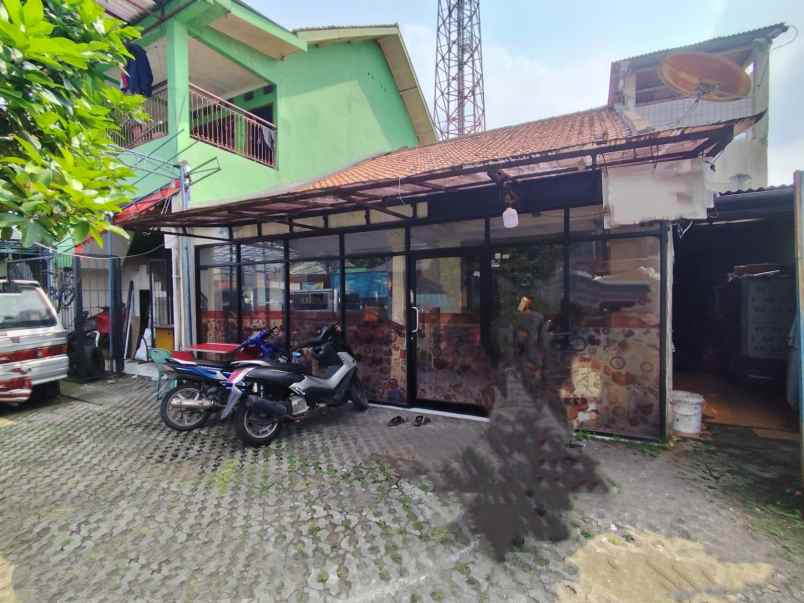 dijual disewakan workshop rumah strategis di jagakarsa