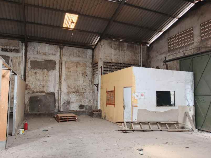 dijual gudang kertajaya lokasi strategis komersial