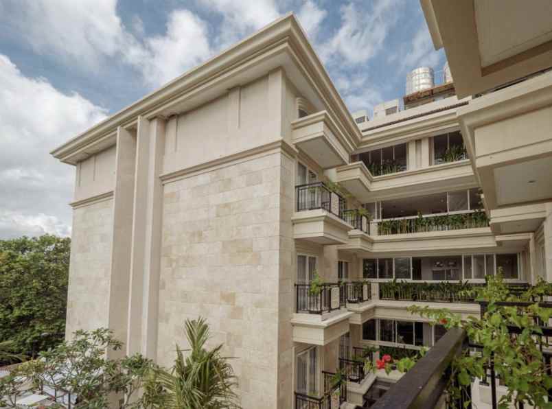 dijual hotel ji blambangan kuta kec