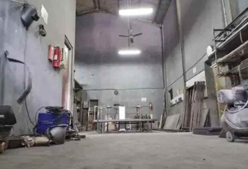 dijual hotel pergudangan berlian 88