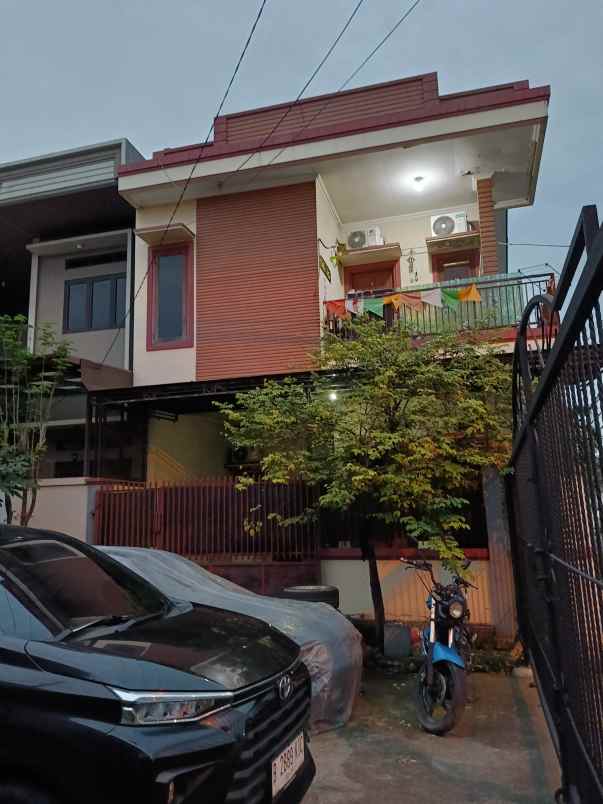 dijual kost harapan indah