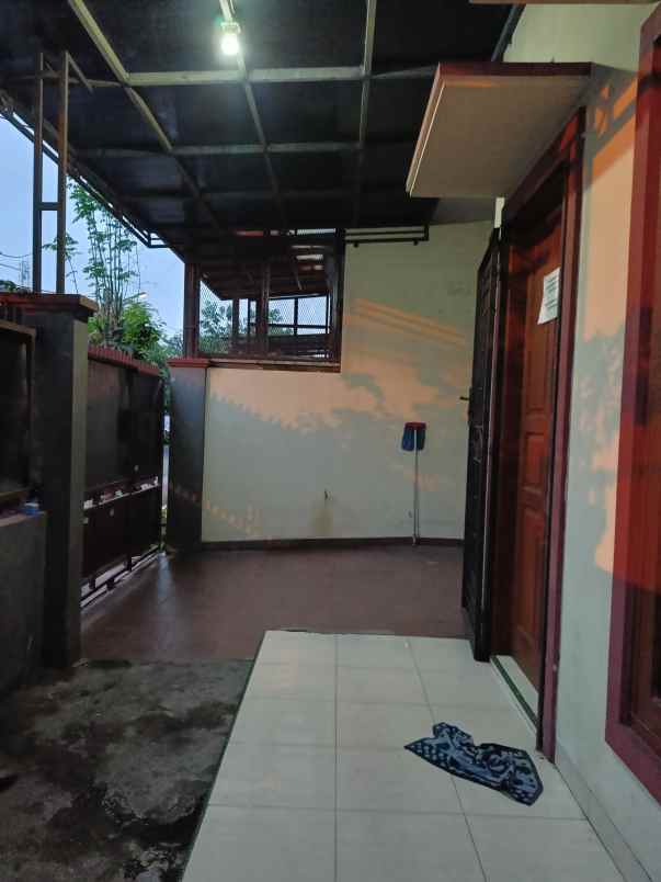 dijual kost harapan indah