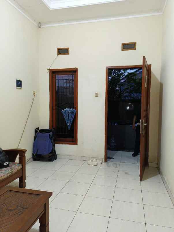 dijual kost harapan indah