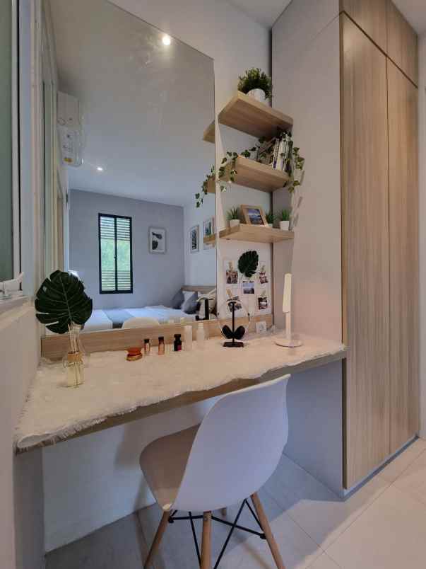 dijual kost jalan boulevard raya