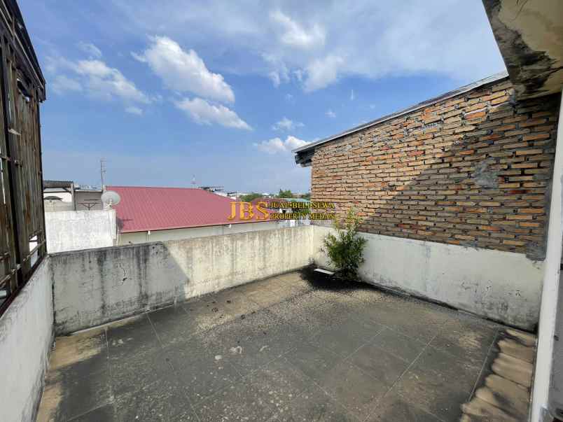 dijual ruko gudang kantor jalan cemara gg seri