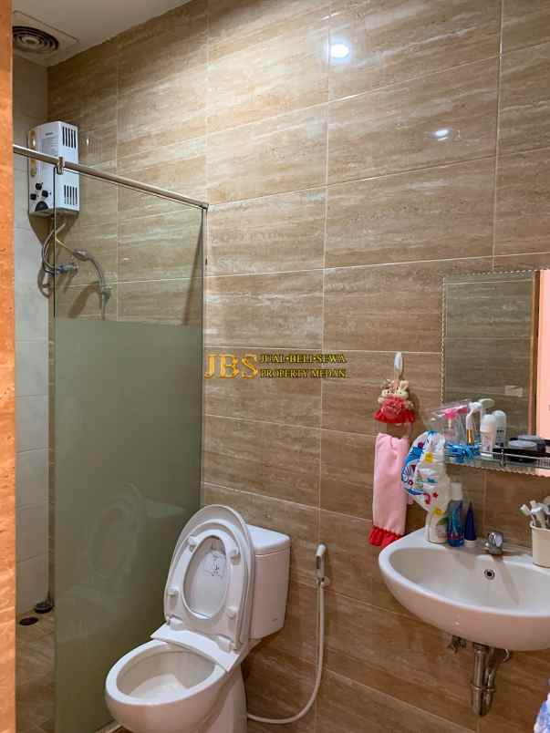 dijual ruko gudang kantor jalan karya cilincing