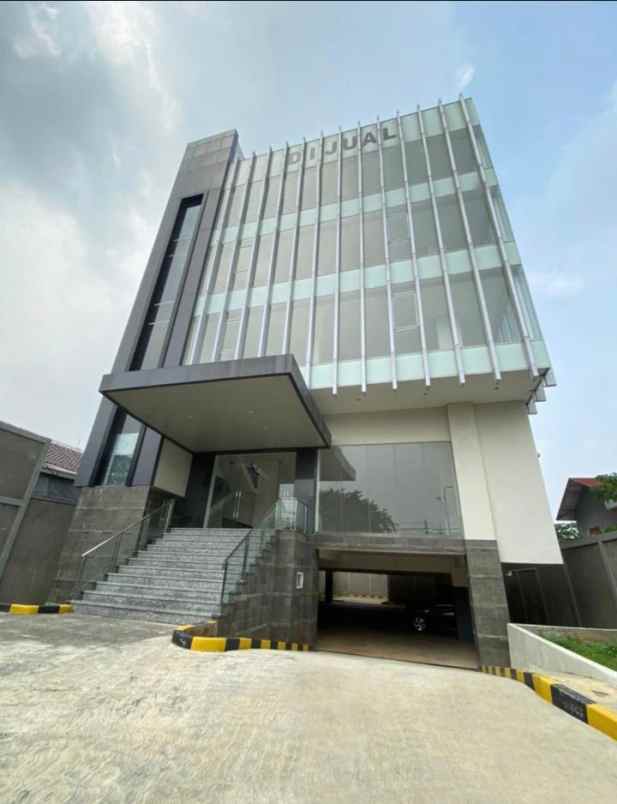 dijual ruko gudang kantor jalan pramuka raya
