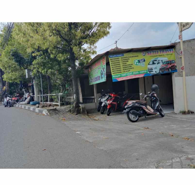 Dijual Rumah Strategis Di Jln Raya Soekarno Hatta Pedurungan Semarang