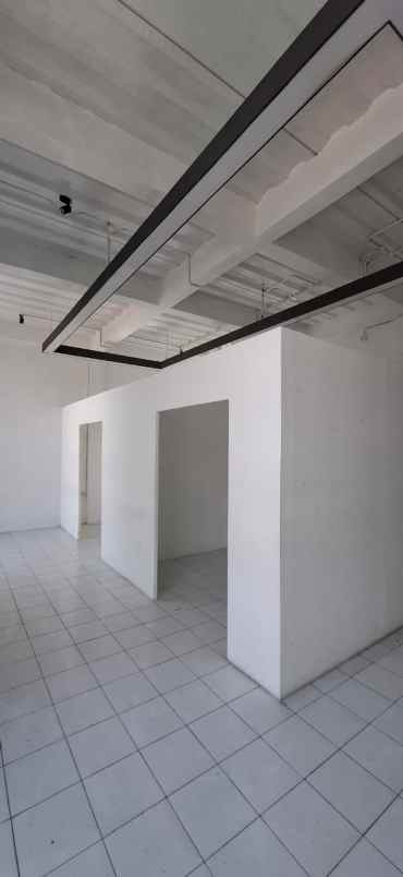 dijual ruko gudang kantor pertigaan ciluncat soreang