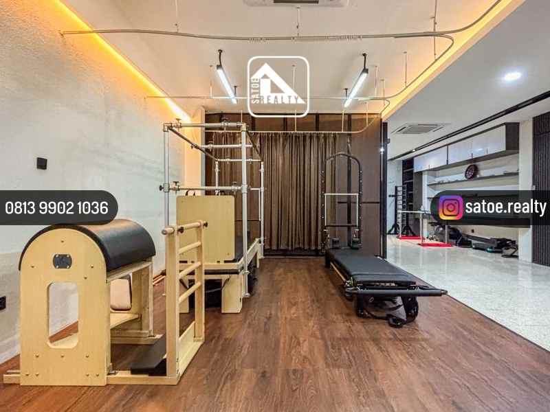 dijual ruko gudang kantor radio dalam raya kebayoran