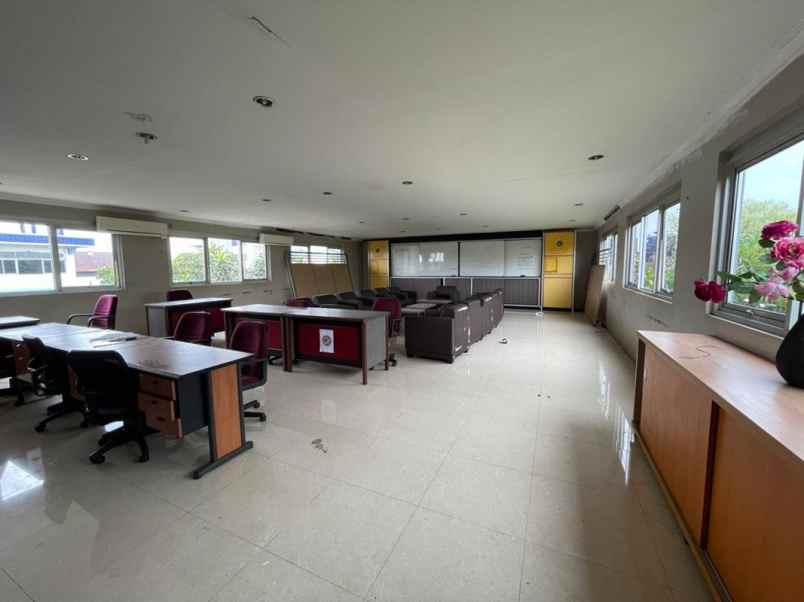 dijual ruko gudang kantor raya bekasi jatinegara kec