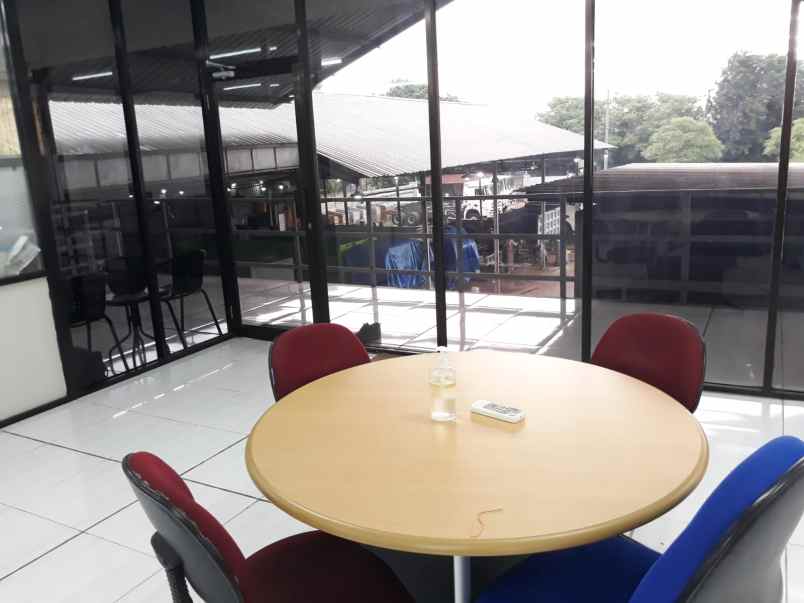 dijual ruko gudang kantor safe n lock rangkah kidul