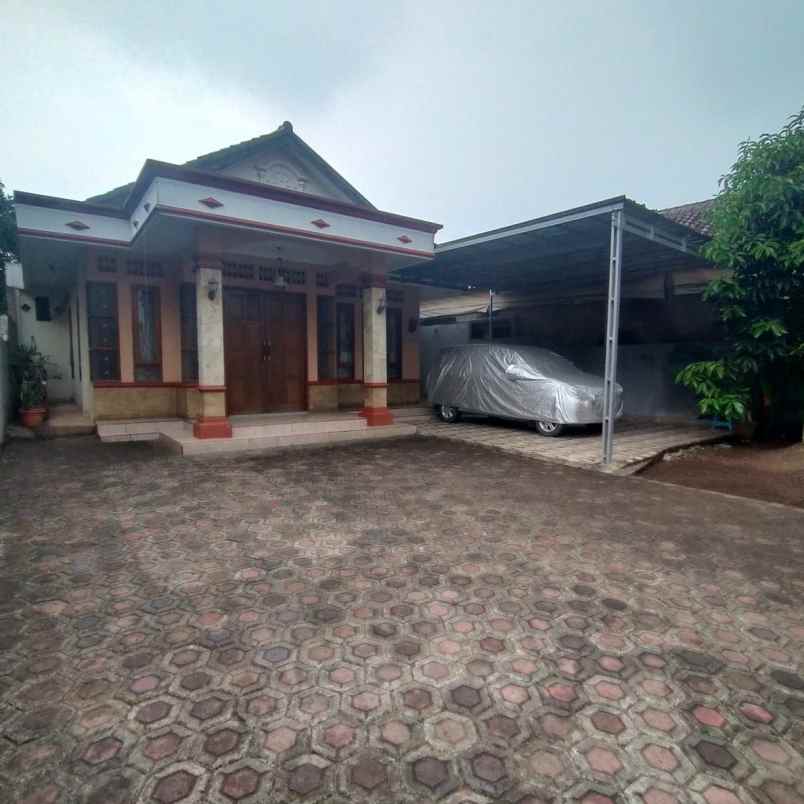 dijual rumah 8 jln raya setu bantar
