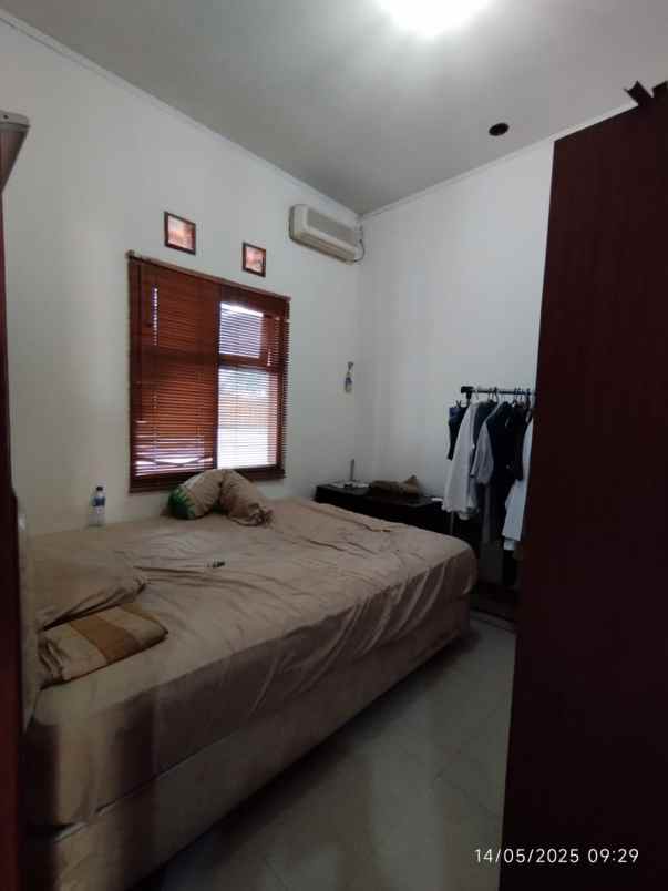 dijual rumah antapani