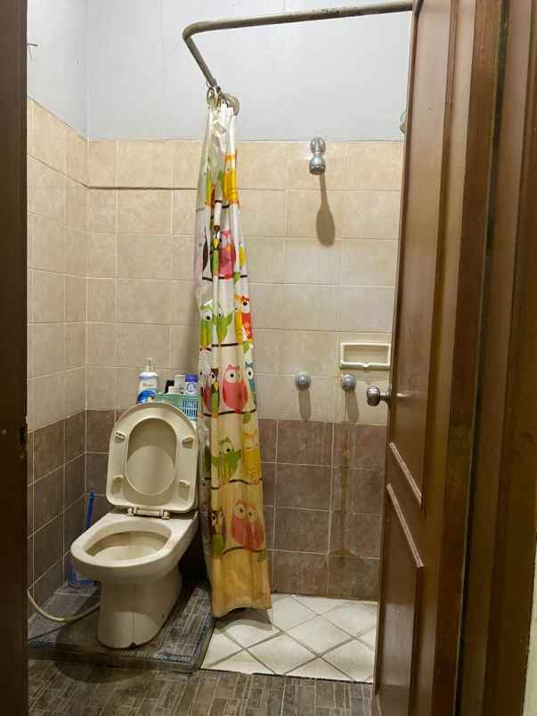 dijual rumah antapani