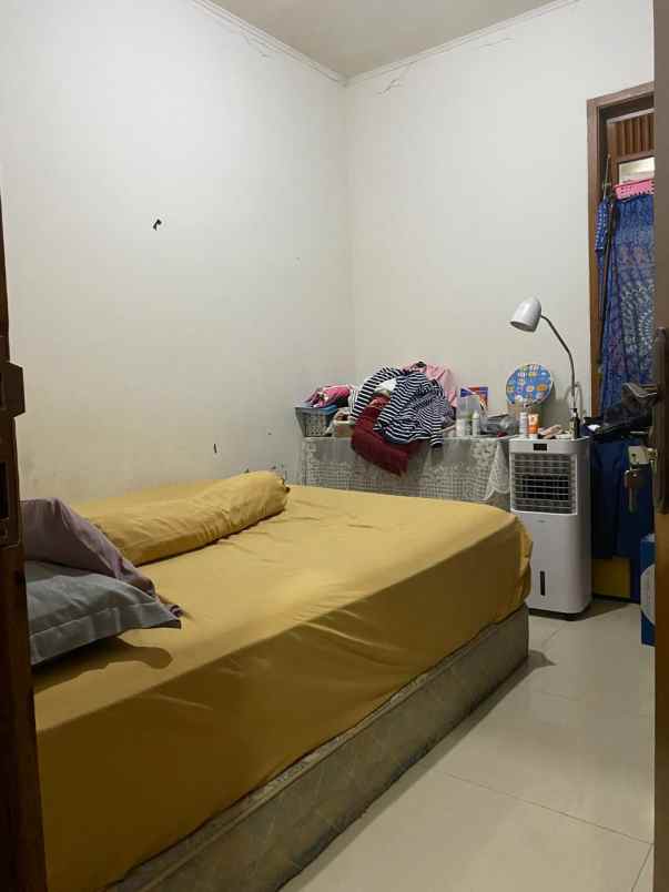 dijual rumah antapani