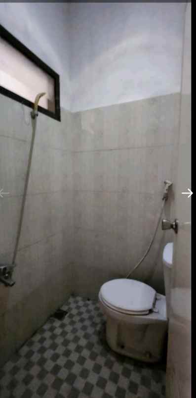 dijual rumah antapani