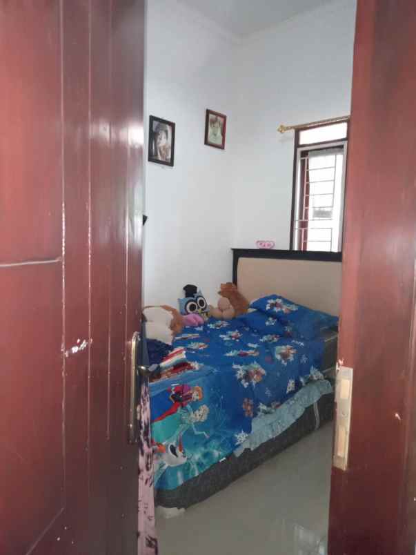 dijual rumah arcamanik
