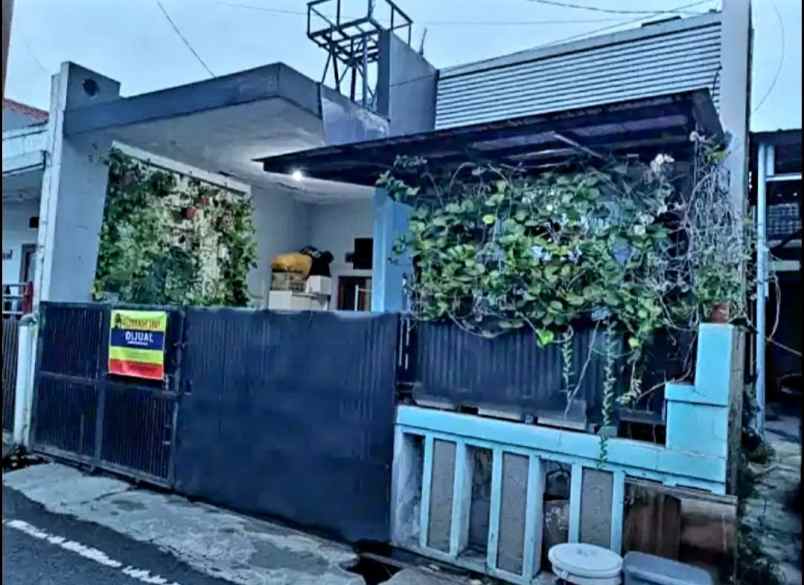 dijual rumah arcamanik