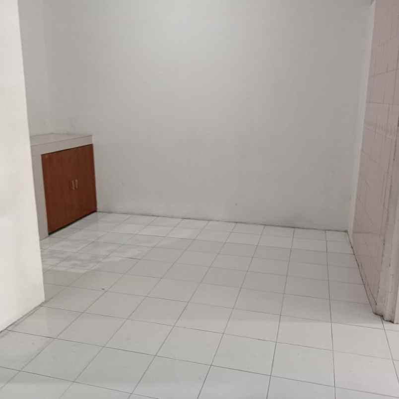 dijual rumah arcamanik endah