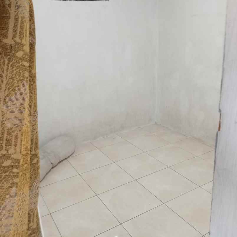 dijual rumah arcamanik endah