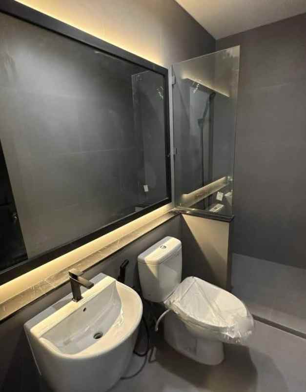 dijual rumah babatan pantai surabaya timur