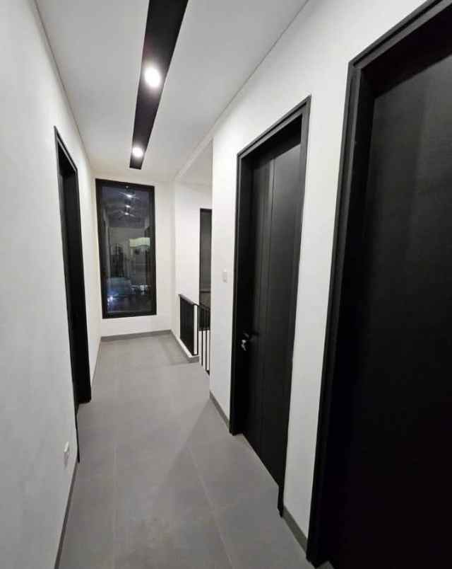 dijual rumah babatan pantai surabaya timur