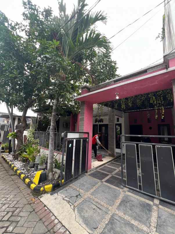 dijual rumah babatan pilang