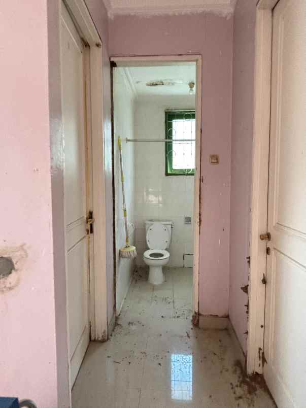 dijual rumah bagus strategis di bukit golf sentul