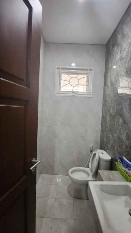 dijual rumah bangun cipta sarana bcs