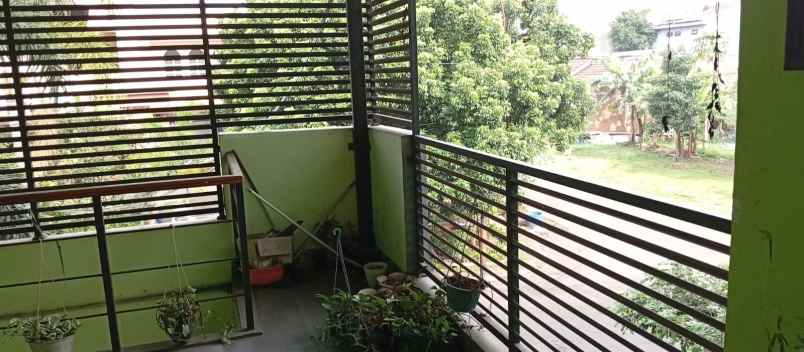 dijual rumah baros