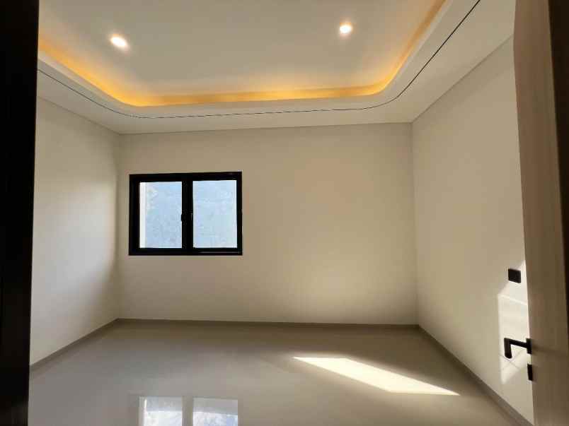 dijual rumah baru gress manukan surabaya barat