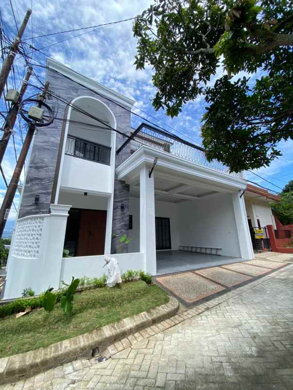 dijual rumah baru hook lokasi oma campus dau malang