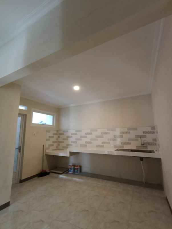 dijual rumah baru lokasi sawojajar 2 malang