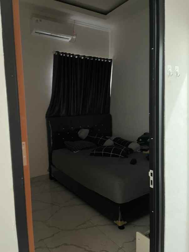 dijual rumah bedahan sawangan depok