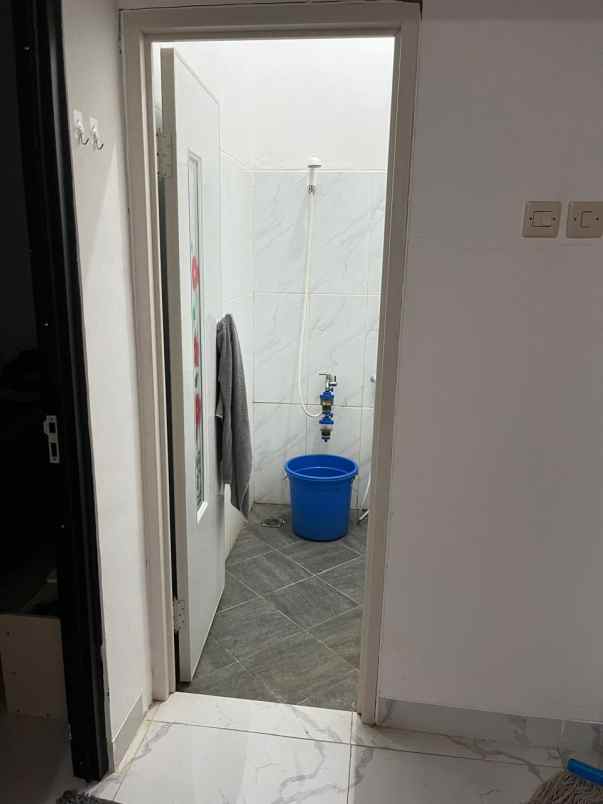 dijual rumah bedahan sawangan depok