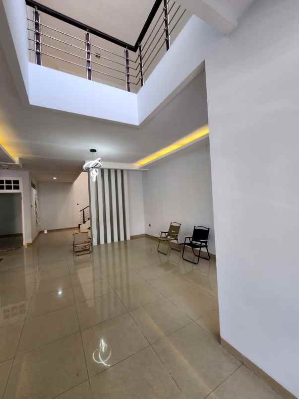 dijual rumah bendul merisi