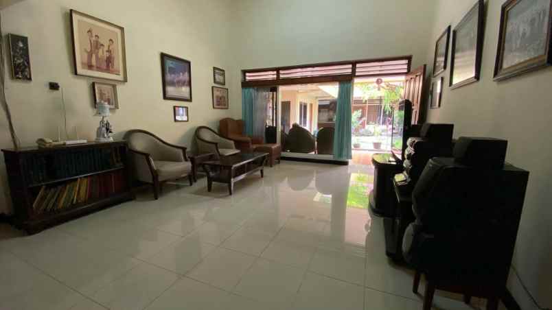 dijual rumah bengawan