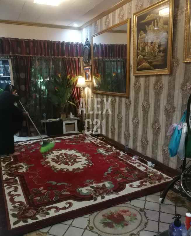 dijual rumah blok a kebayoran baru
