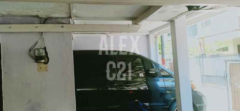 dijual rumah blok a kebayoran baru