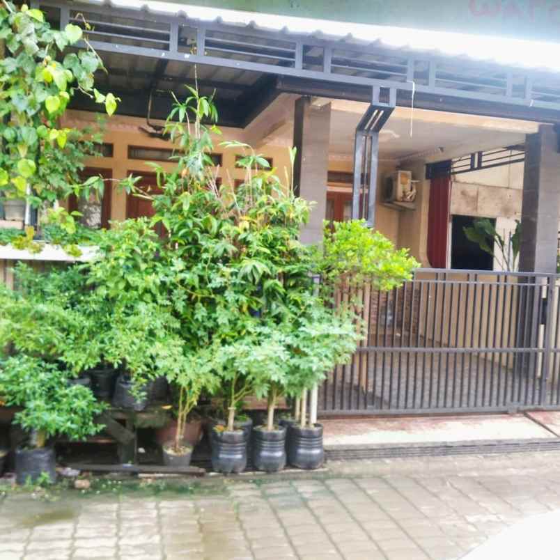 dijual rumah bojong menteng
