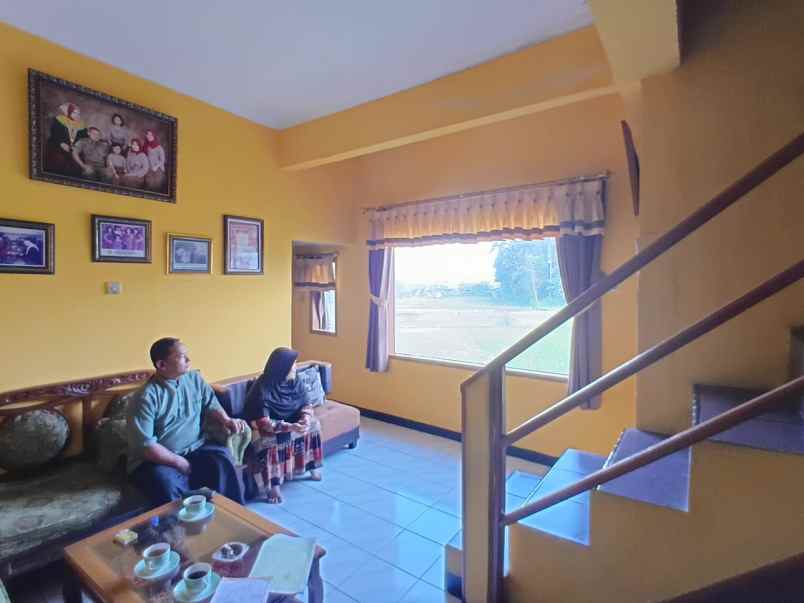 dijual rumah borma kerkof