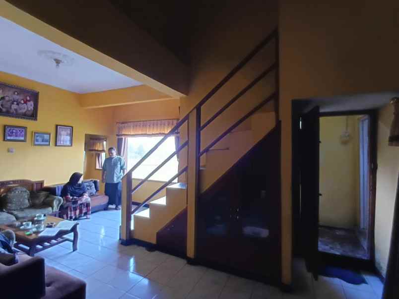 dijual rumah borma kerkof