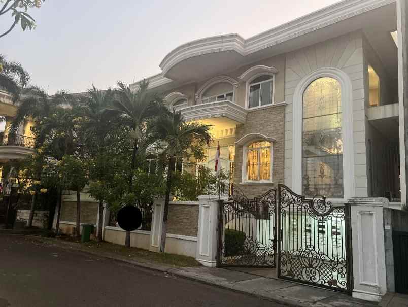 dijual rumah bukit gading mediterania