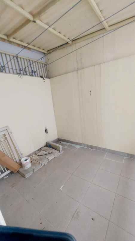 dijual rumah caringin village pancoran