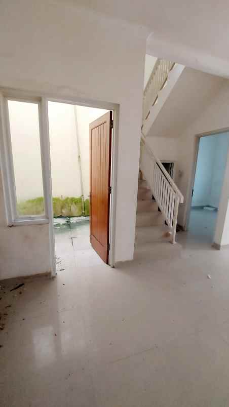 dijual rumah caringin village pancoran