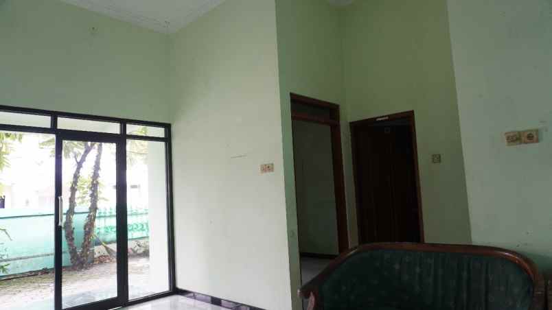 dijual rumah caturtunggal