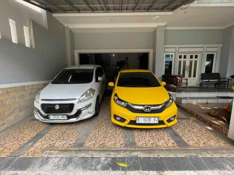 dijual rumah cempaka putih